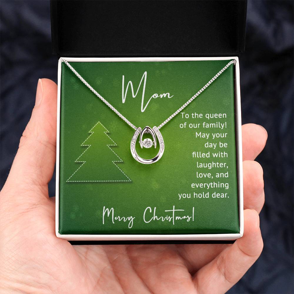 Mom - Queen - Christmas Gift - Lucky In Love Necklace